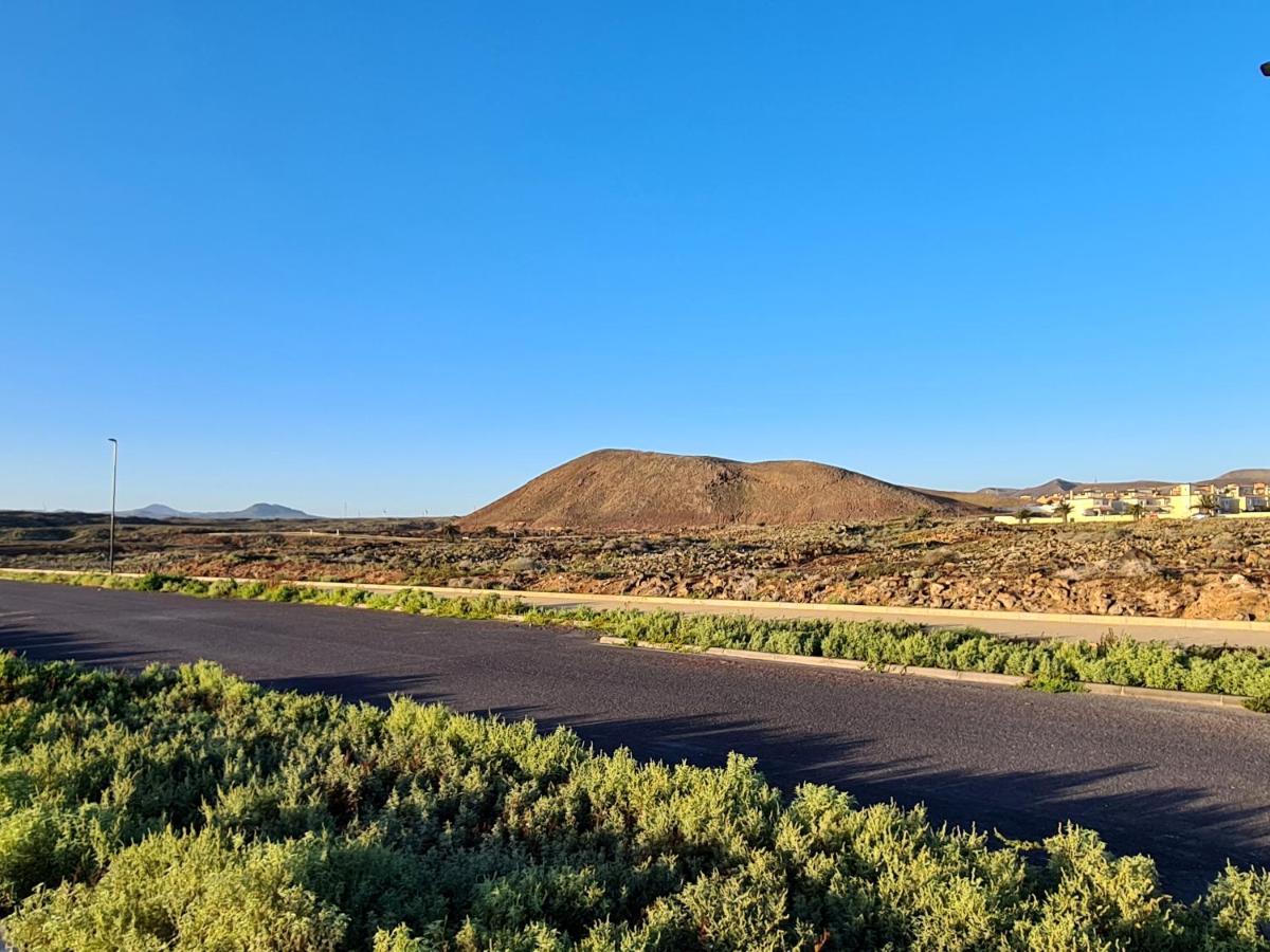 Casa Zalla 110M2, 200M2 Garden, Pool, 1Gb Wi-Fi, Private Parking Corralejo Exteriér fotografie